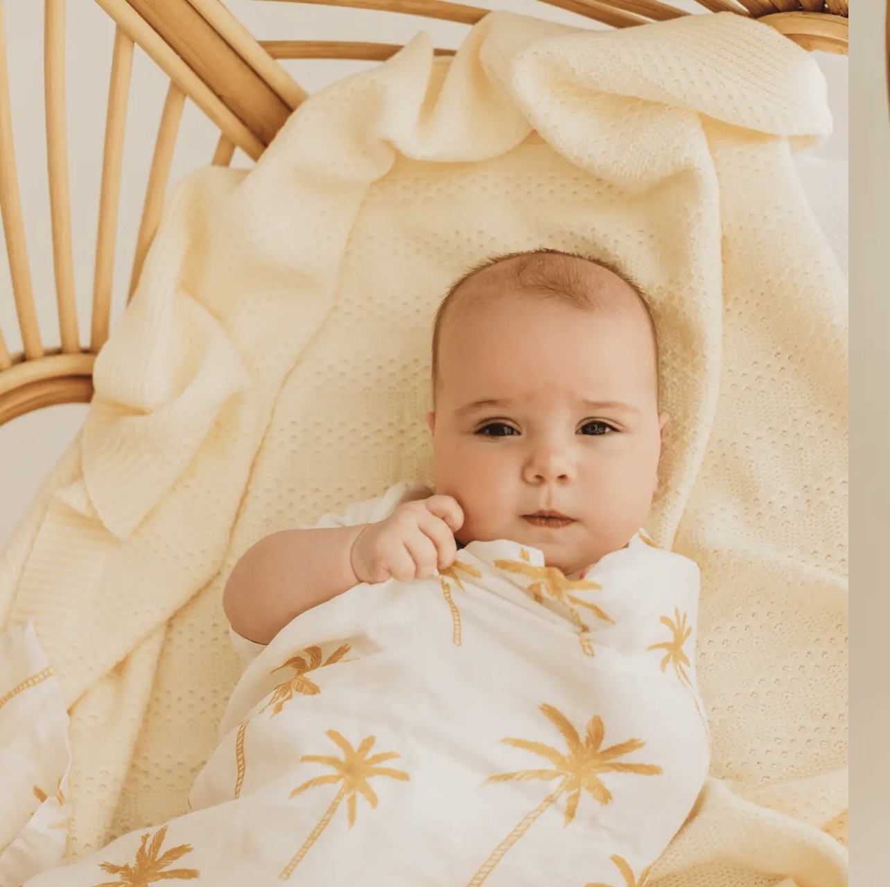 Luca & Co Palm swaddle