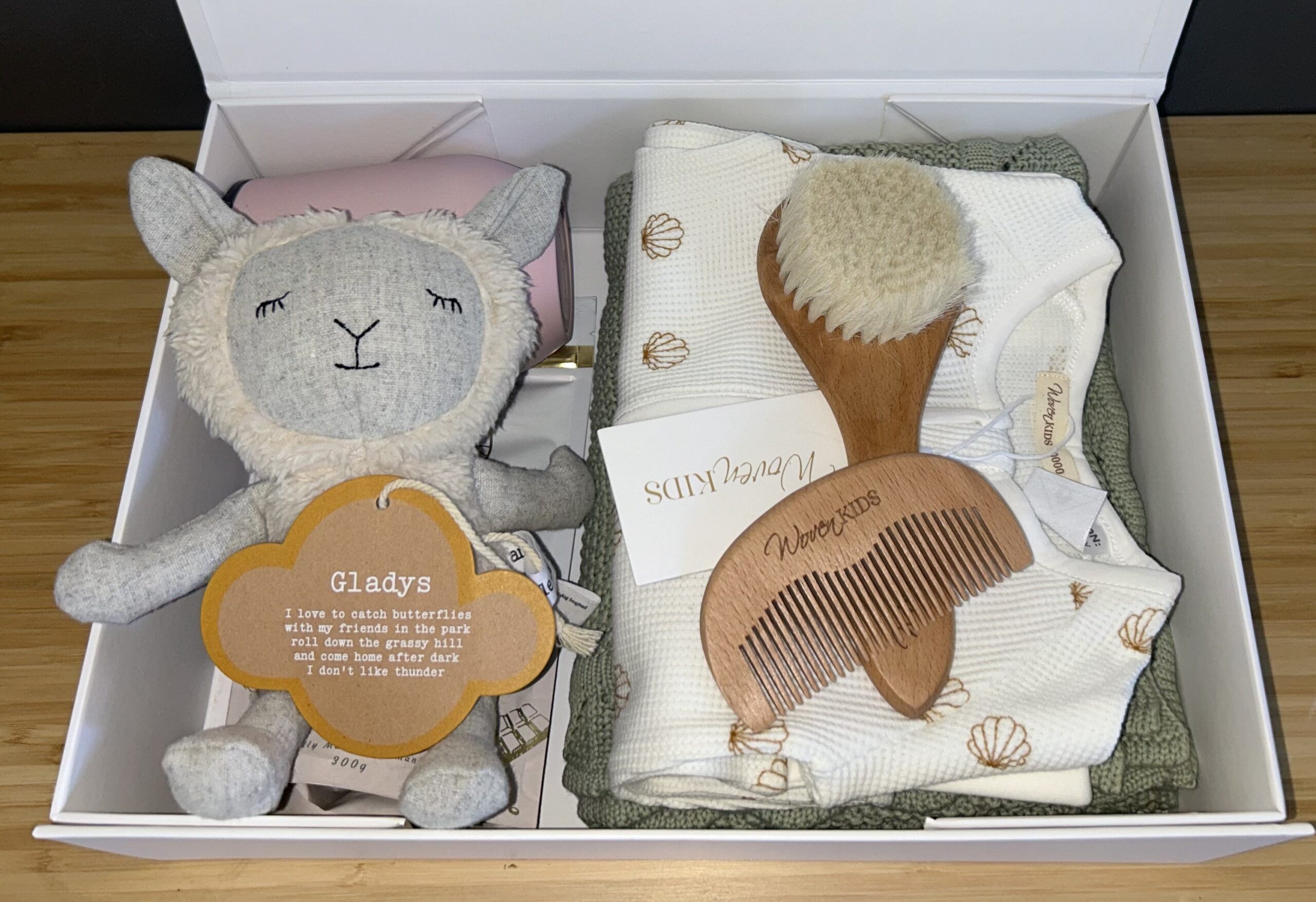 Deluxe gift hamper